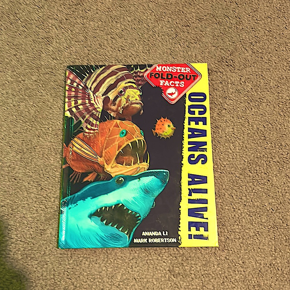 I am selling a book oceans, alive, monster fold out facts